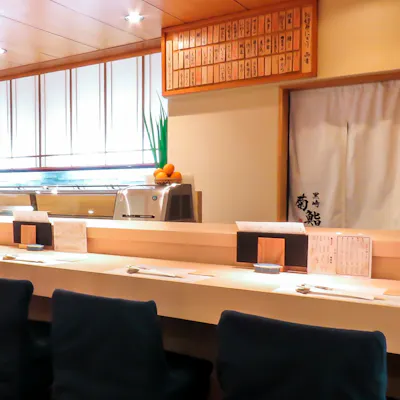黒崎では当店だけ。庭園を眺める贅沢なひととき