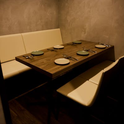 駅から徒歩3分の隠れ家空間