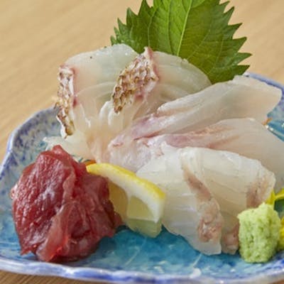 新鮮な刺身とヘルシーな天ぷらを堪能