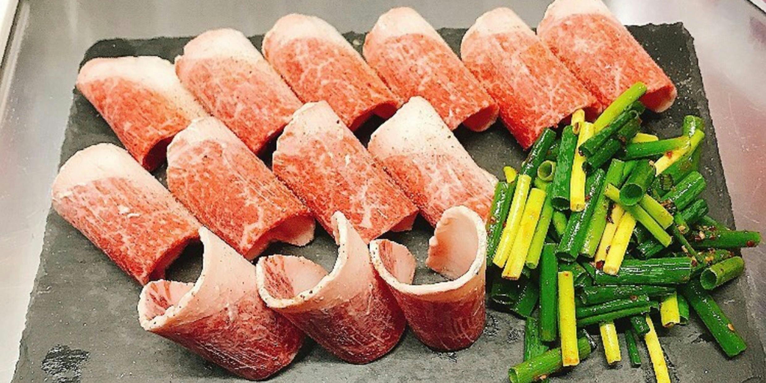 焼肉ホルモン赤白 - 画像1