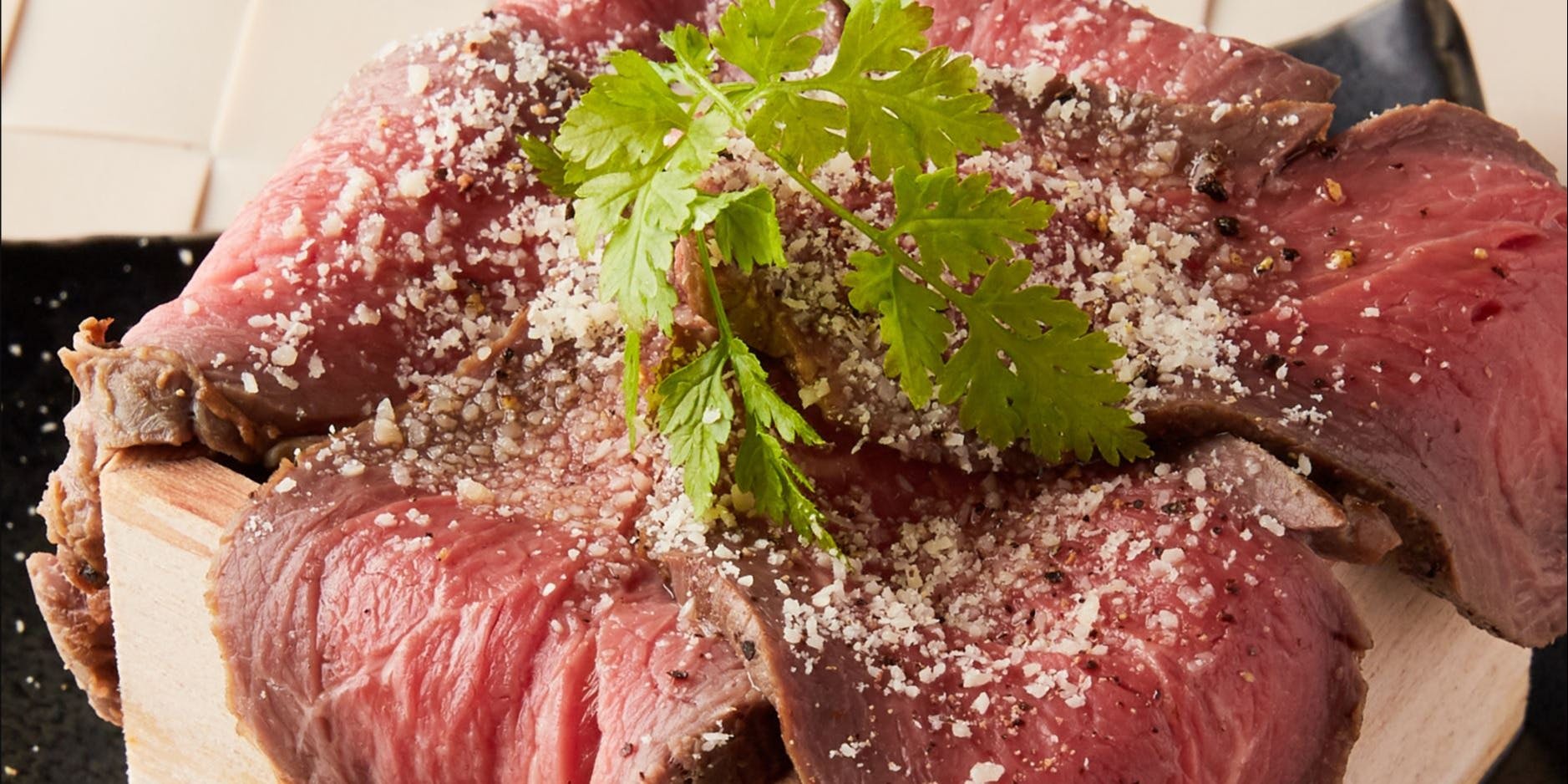 幻の和牛と三崎港直送鮮魚 モルゲン 五反田駅前店 - 画像1