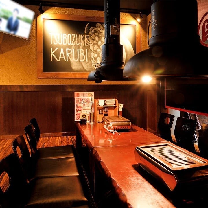 落ち着いた半個室空間