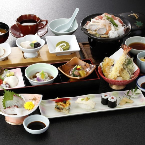 多彩なメニューでおもてなし