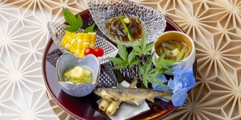 【旬のおまかせコース】旬の鮮魚や野菜を使用した、日替わりの日本料理をお愉しみ下さい