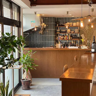 ゆったりとした時間を過ごせる店内