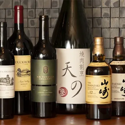 肉料理に寄り添う厳選ワインと季節の日本酒、国産ウィスキー