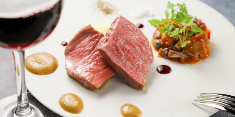 【プレミアムランチ】　前菜5種盛り＋選べるパスタ＋銘柄肉のロースト＋自家製ドルチェ 全5品＋1ドリンク