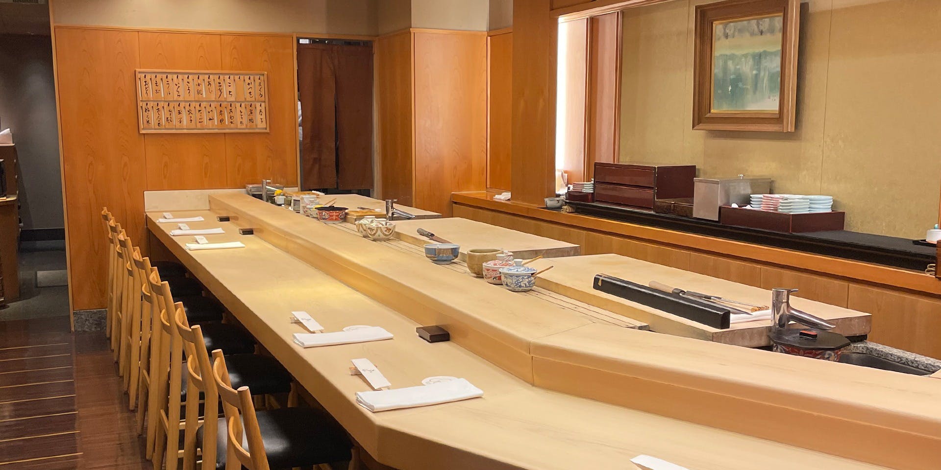 すし乾山 銀座七丁目店 - 画像1