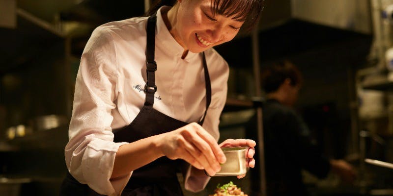 Lunch｜シェフのおすすめ6皿コース＋乾杯スパークリング＋窓際確約