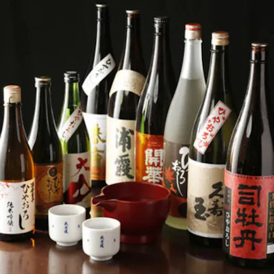 全国の酒蔵から届く個性豊かな銘酒ラインナップ