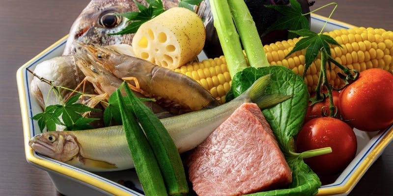 【厳選コース】特別な日やおもてなしに贅沢な厳選食材での絶品割烹料理です。