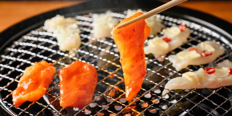 焼き虎ふぐと虎ふぐの炊き込みご飯のコース＋スタンダード飲み放題