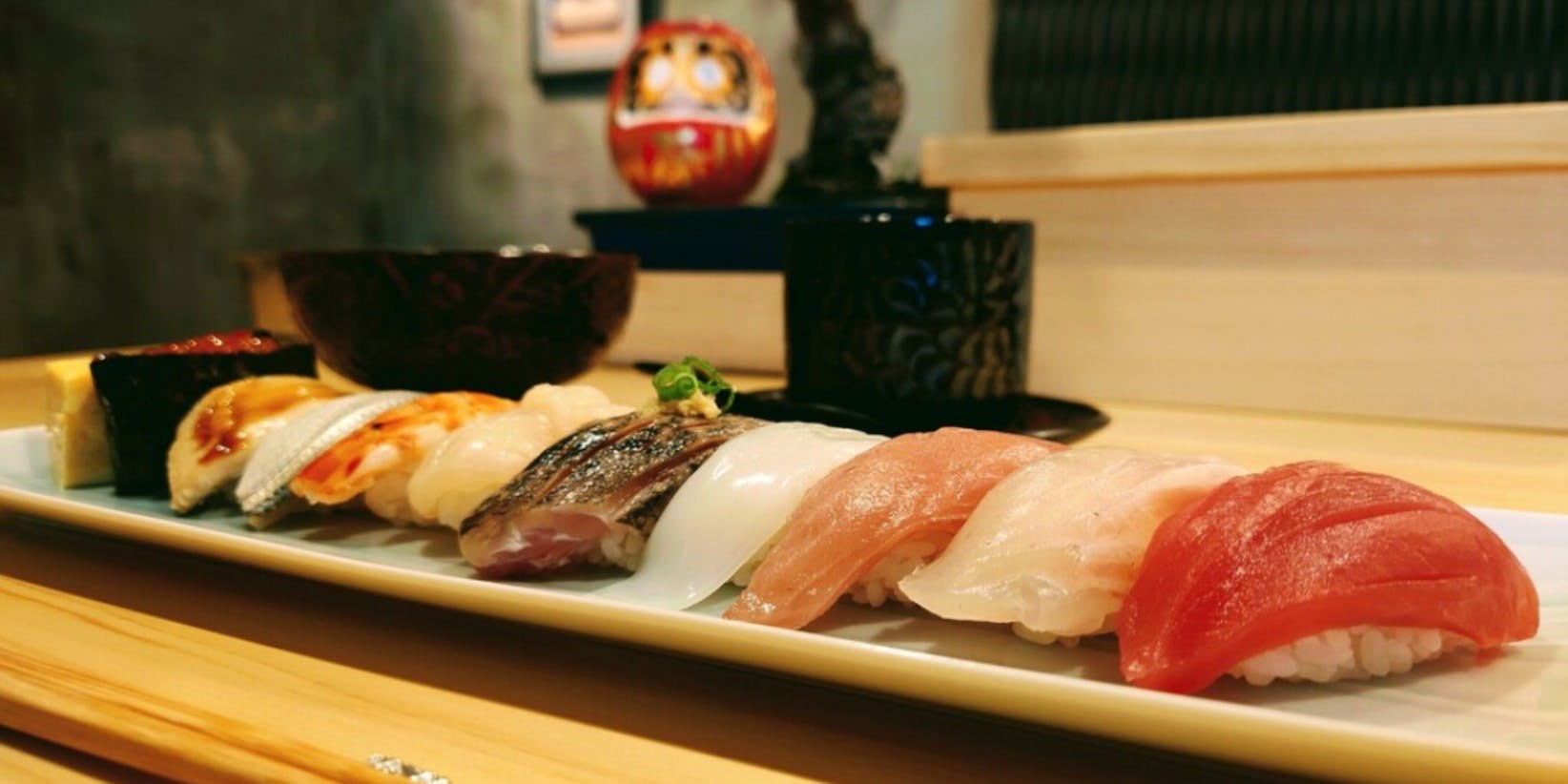 鮨ト酒 ナカニワ