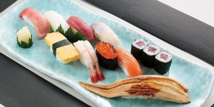 よろい寿司 駅前店 - 画像1