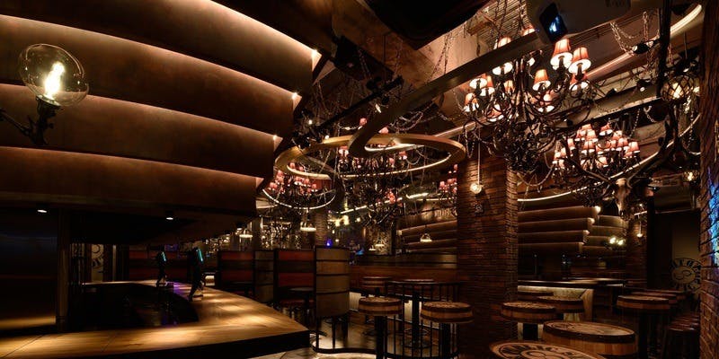 The Public stand 歌舞伎町店 - 画像4