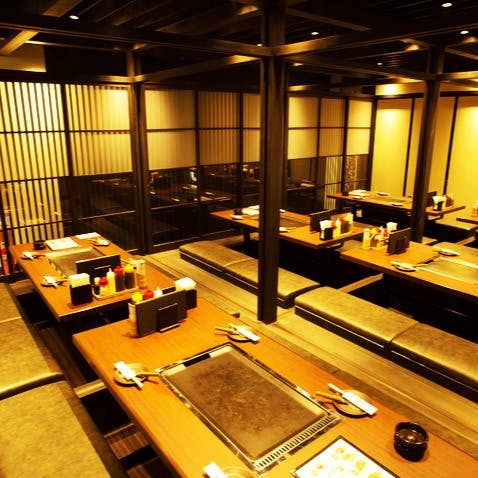 駅近＆大人数対応。シーンを選ばず使える店です。