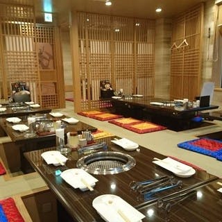 喫煙可能な個室・半個室の掘りごたつ席