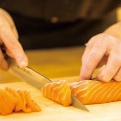 各店舗の知恵を絞ったメニューを手作り調理