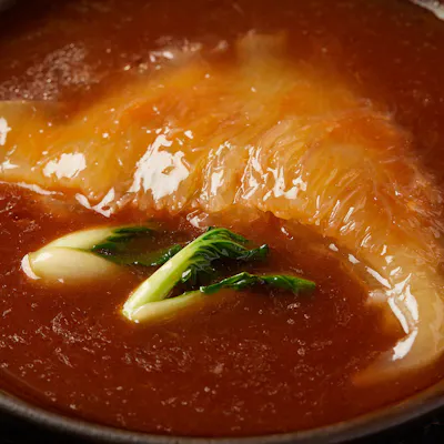 中国料理の最高峰 ふかひれの姿煮込み