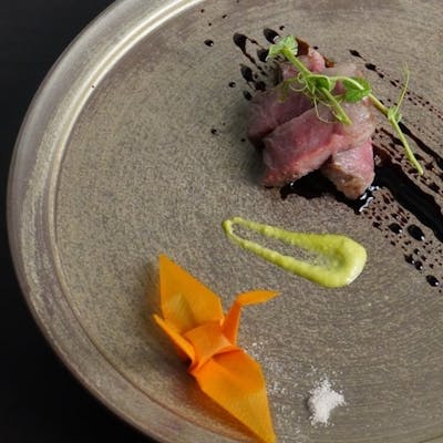 伝統と最新技術の融合。減圧調理器で作り上げる革新的な日本料理