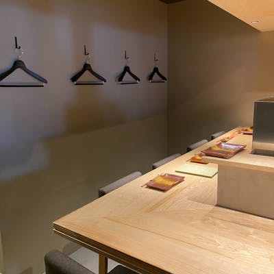 おもてなしの心と共に味わう至福の串