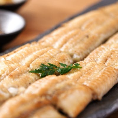 職人の技が光るこだわりの白焼きをご用意いたしました。