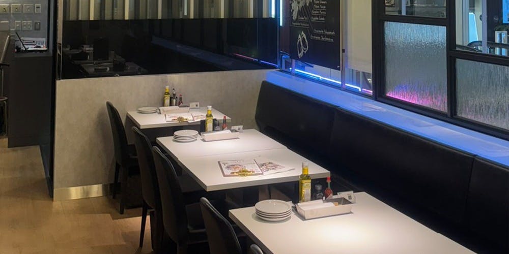 エイス シー オイスターバー 梅田NU茶屋町店 - 画像3