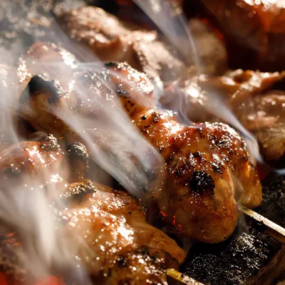 厳選素材で極上の焼き鳥体験を