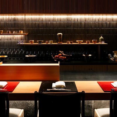 樹齢2000年の香杉が紡ぐ、銀座の静謐なひととき