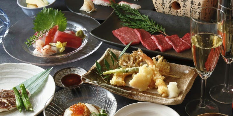 松コース・黒毛和牛の鉄板焼きに、お造り5種盛り・天ぷら盛り・お魚料理・握りなど全8品