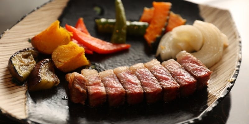 【KATANA】KING of KOBE BEEF 神戸牛リブロースの甘さと上品な香りを味わう全4品