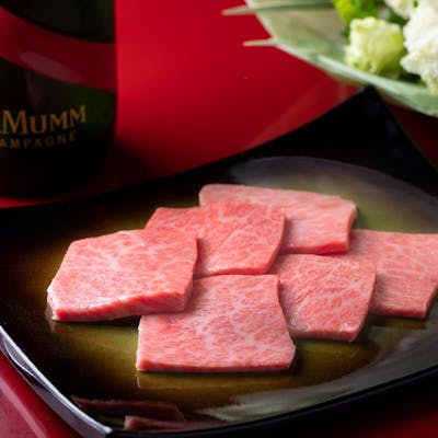 美酒とのペアリングが楽しめる焼肉店