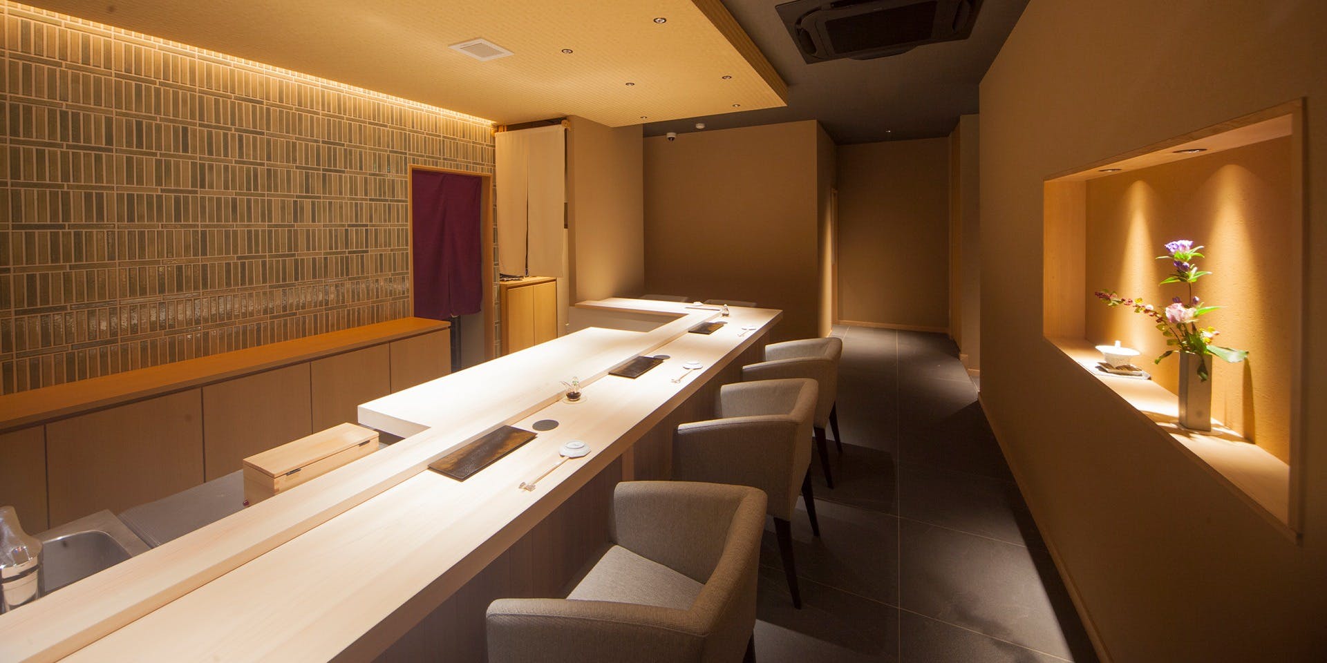 泉三丁目 鮨 てつ - 画像1