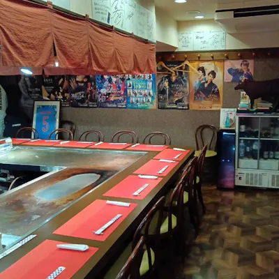 服部天神駅すぐ。極上ヘレとハンバーグが楽しめる名店