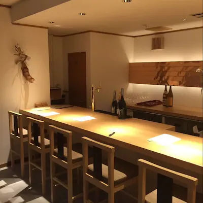 季節の地酒やワイン、自家製シロップを使うお酒などドリンク充実