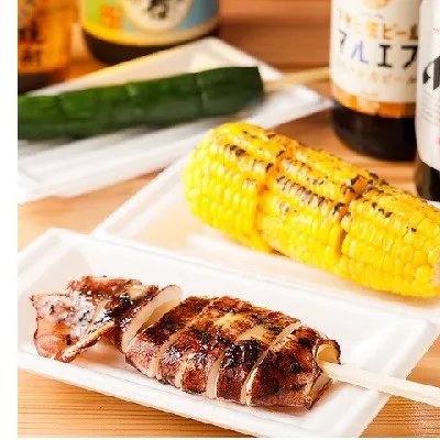 お酒が進む逸品が勢揃い!リーズナブルに楽しむ屋台グルメの数々