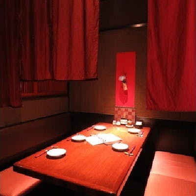 人気の半個室でゆったりとお過ごしください