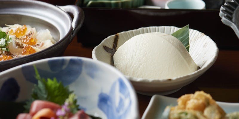 豆腐&鶏料理 燈庵 青山店 - 画像1