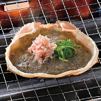 【必食】磯の香り!名物濱焼と、濃厚「かに味噌甲羅焼」を堪能。
