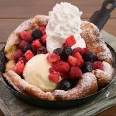 外はカリッと中はもっちりとした食感が特徴のパンケーキ