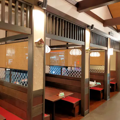 寛ぎの和空間でごゆっくりとお食事をお楽しみいただけます