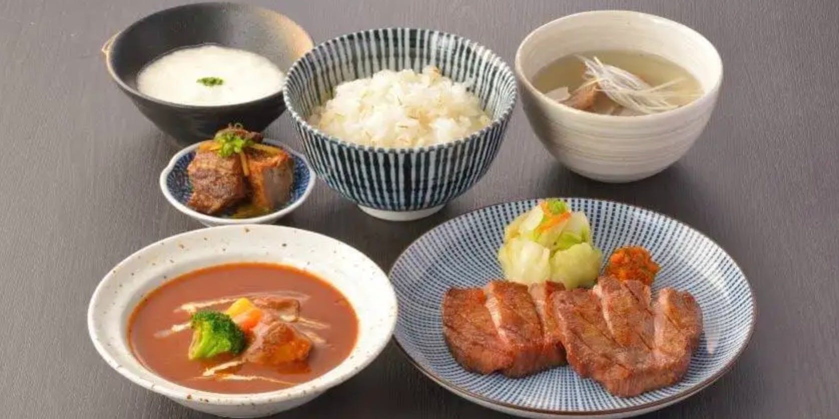 炭焼牛たん東山 富山マルート店 - 画像5