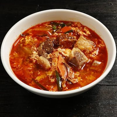 本格的な韓国料理も!