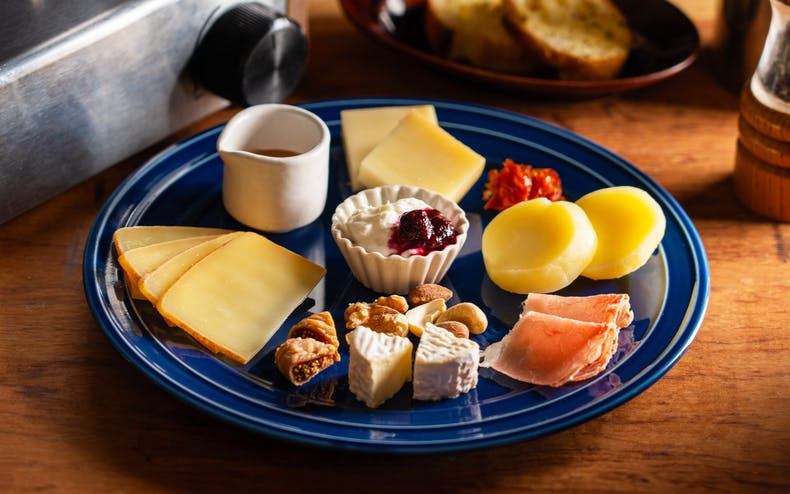 北海道シントク町 塚田農場 品川港南口店 - 画像3