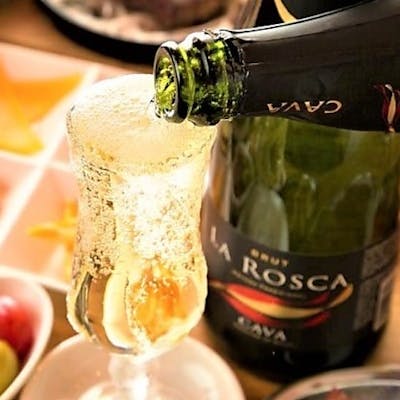【女子会におすすめ】スパークリングワインで乾杯!