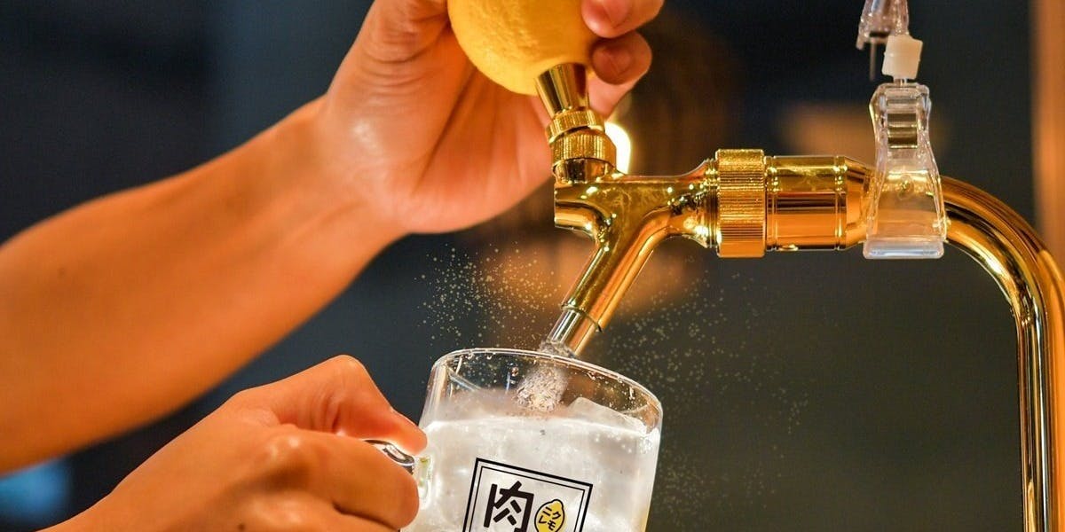 全200品 食べ放題 肉ときどきレモンサワー。 名駅店 - 画像1