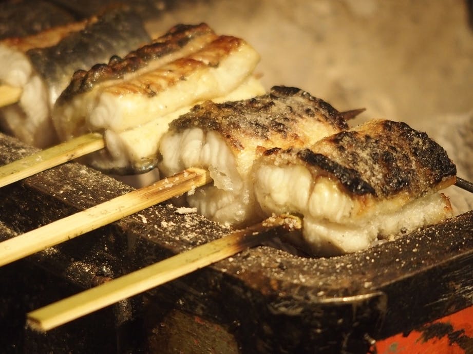 ルクアバルチカ うな串 牛タン 焼鳥 いづも - 画像4