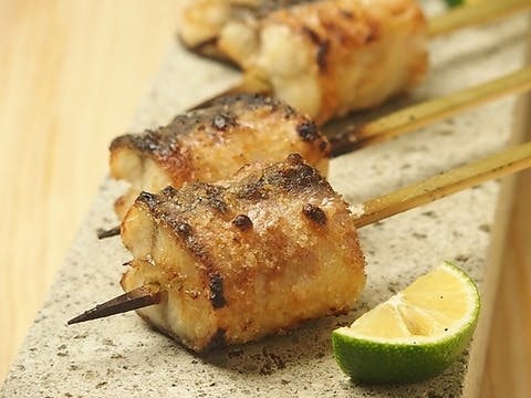 うなぎの蒲の穂焼 牛タン 焼鳥 馬刺し いづも 浅草横町 - 画像3