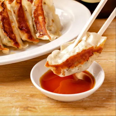 『焼き』にこだわった自慢の焼き餃子