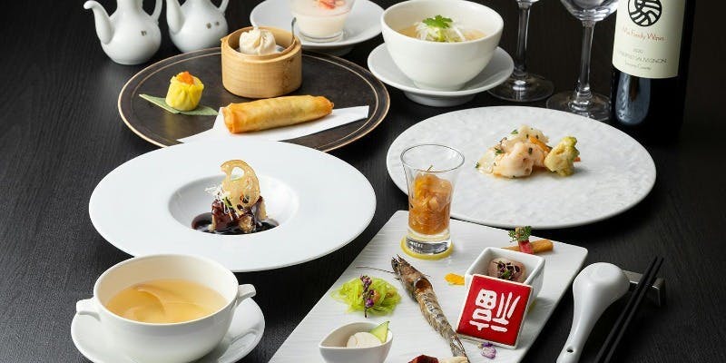 【忘新年会プラン】10,000円（税サ込み 飲み放題付き）コース　～水晶～